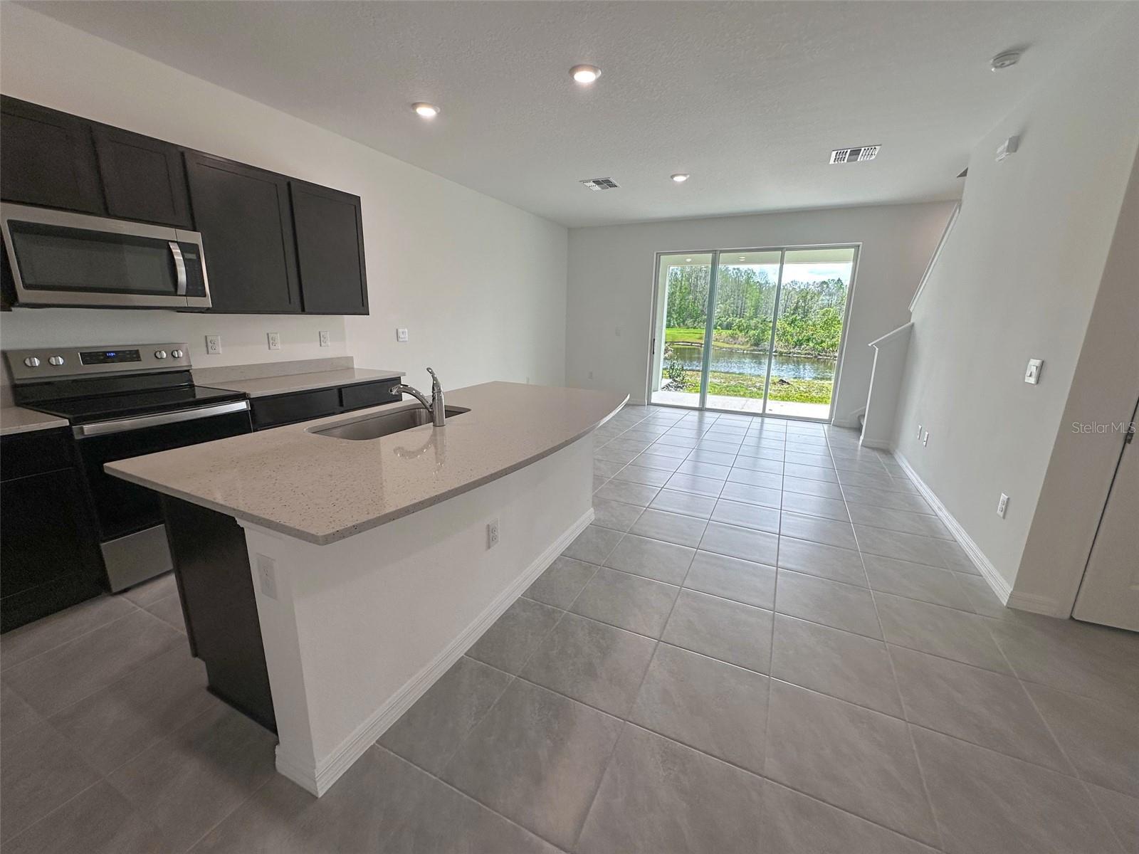 11450 CRESCENT DEER DR, LAND O LAKES, FL, 34638