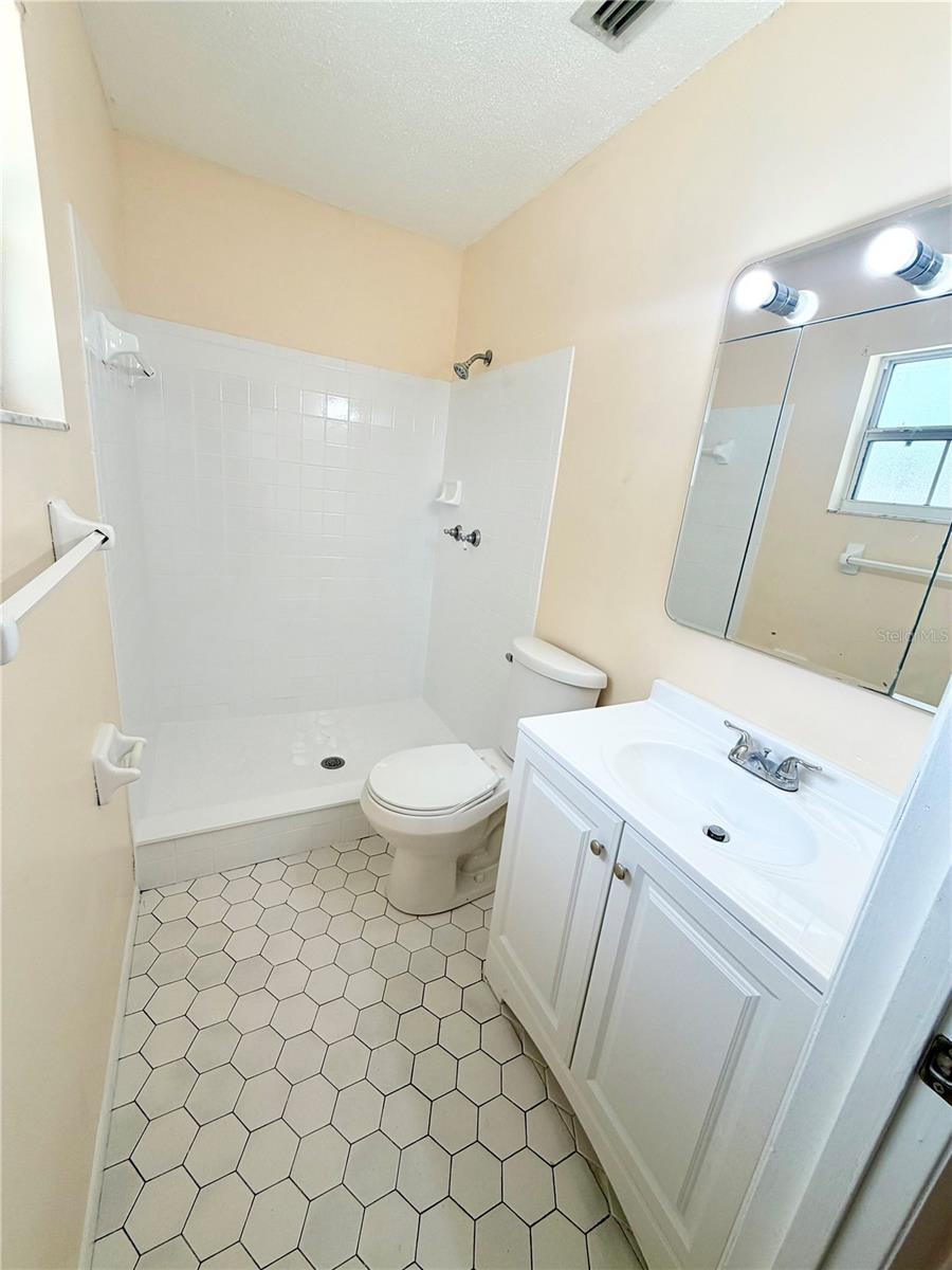 506 HOLT CIR, WINTER HAVEN, FL, 33880