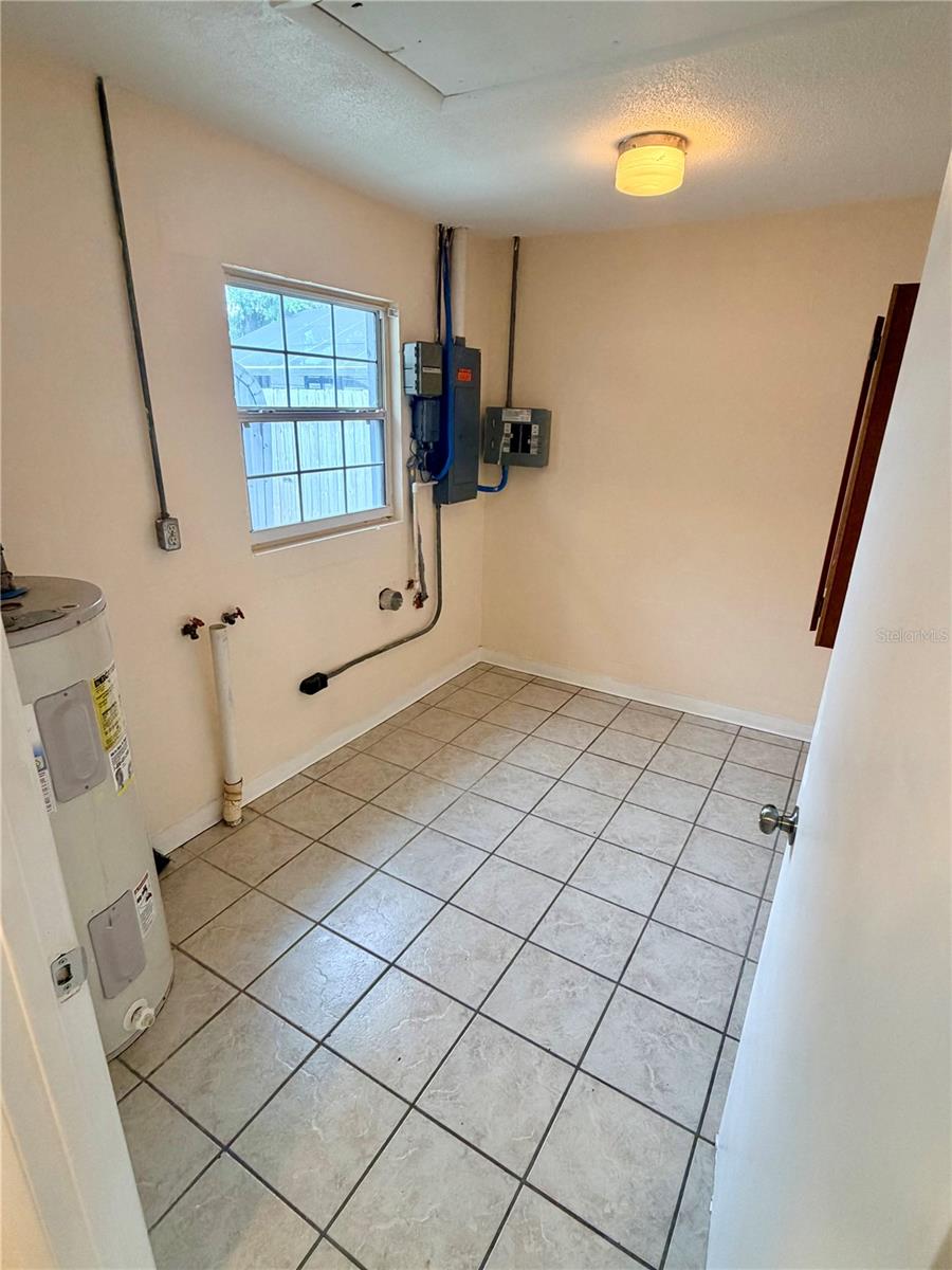 506 HOLT CIR, WINTER HAVEN, FL, 33880