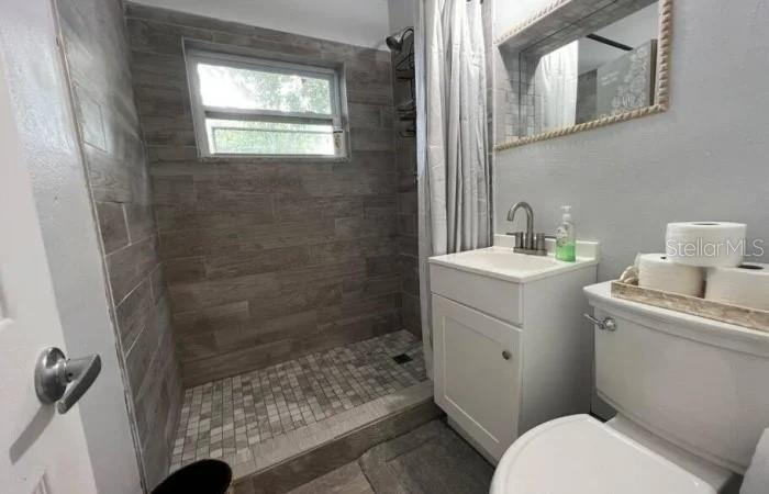 709 W BAYSHORE DR, TARPON SPRINGS, FL, 34689