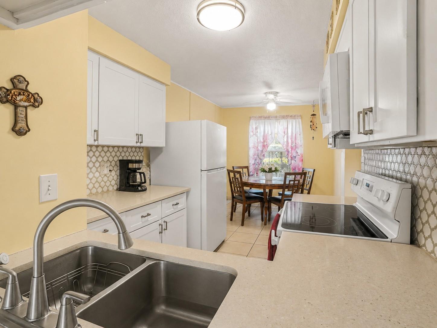120 GEORGETOWN DR #120, CASSELBERRY, FL, 32707