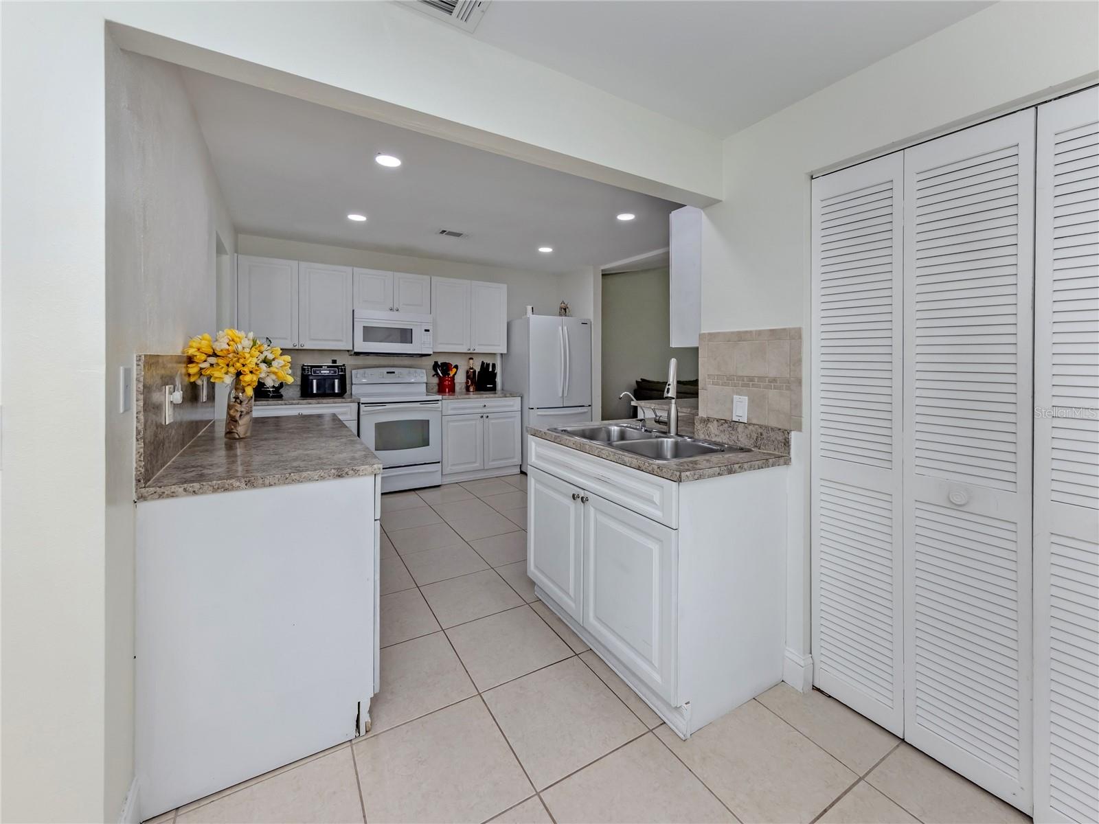 364 SAN AMBROSIO ST, PUNTA GORDA, FL, 33983