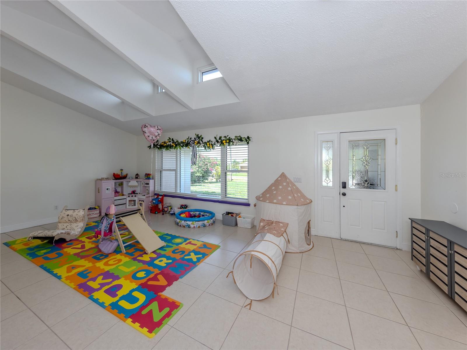 364 SAN AMBROSIO ST, PUNTA GORDA, FL, 33983