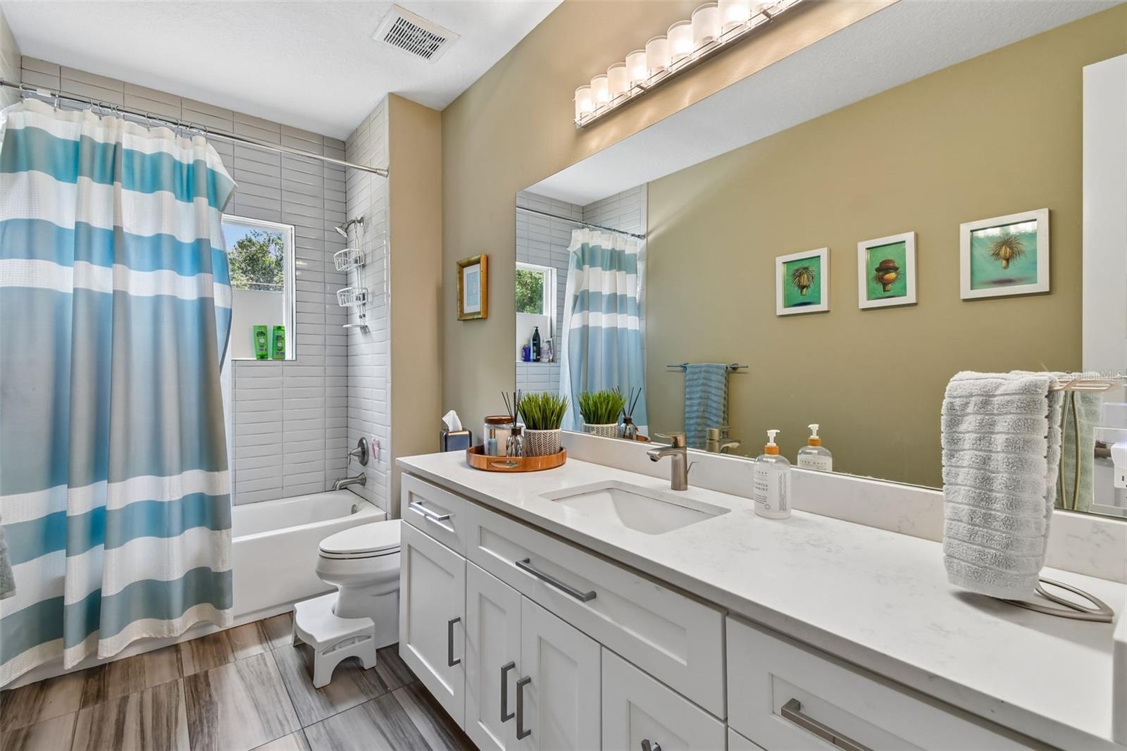 2107 HARGILL DR, ORLANDO, FL, 32806