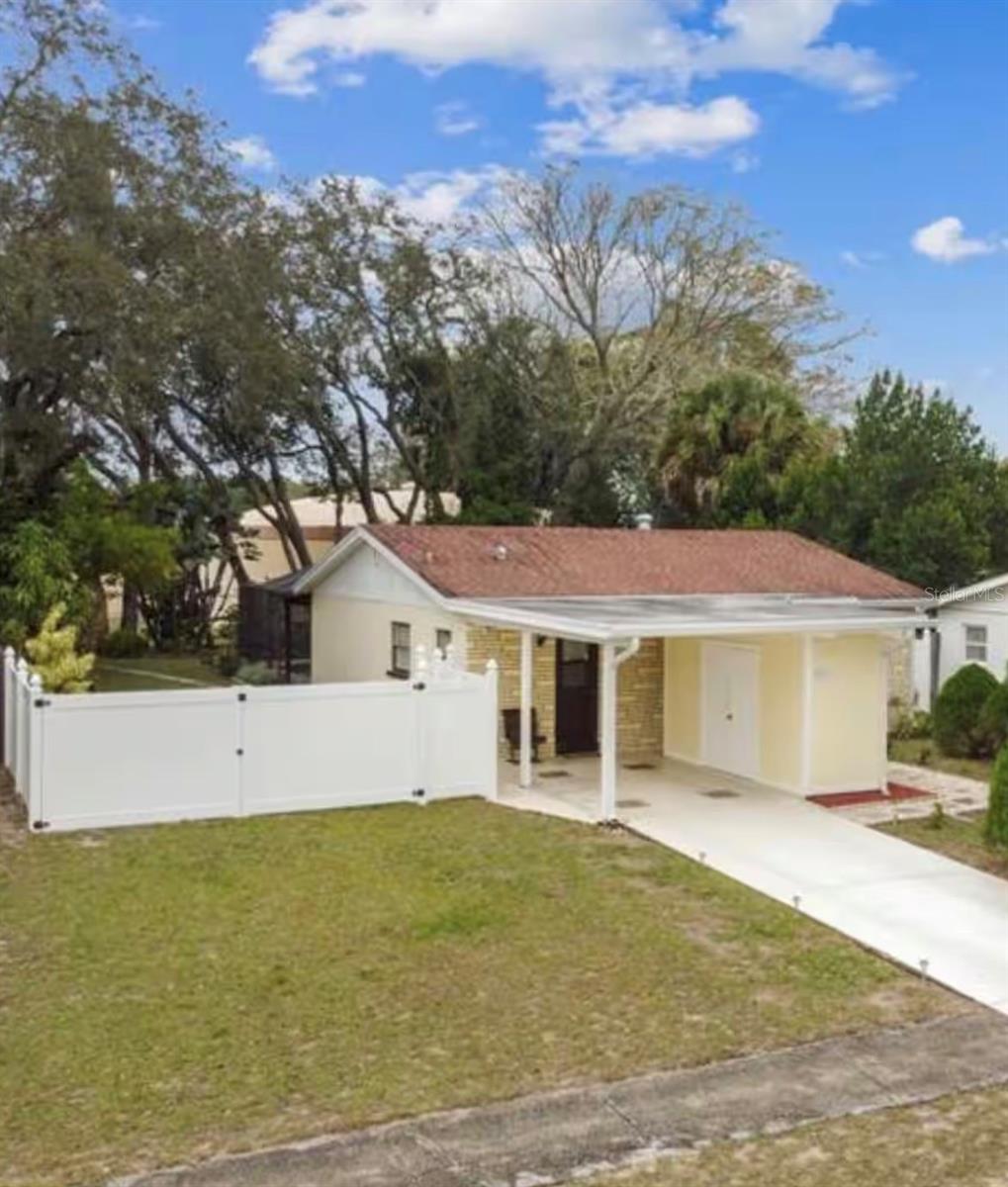 7316 WILLOW PARK DR, TAMPA, FL, 33637