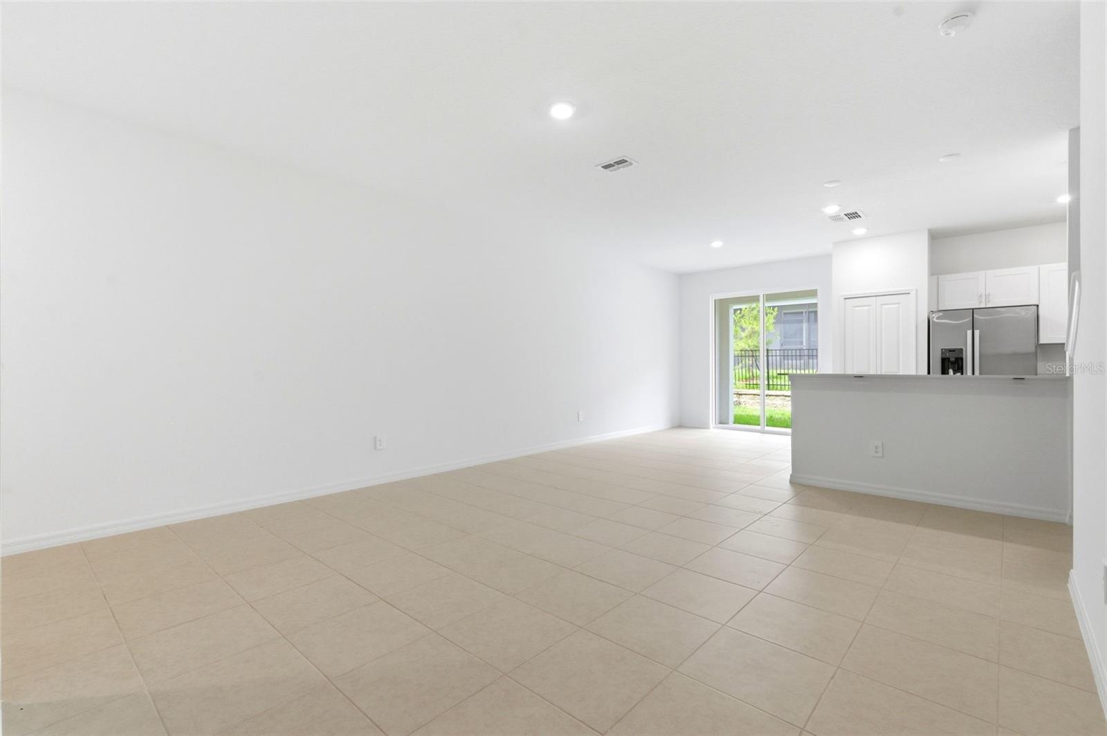 9851 FEASTER DR, WESLEY CHAPEL, FL, 33545