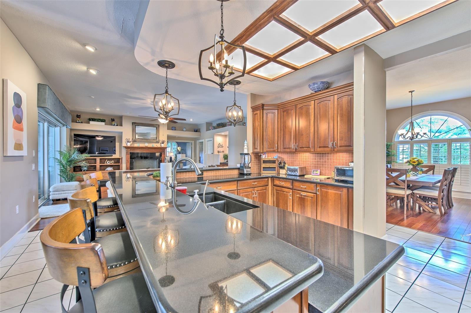 5103 BROKEN SOUND LN, VALRICO, FL, 33596