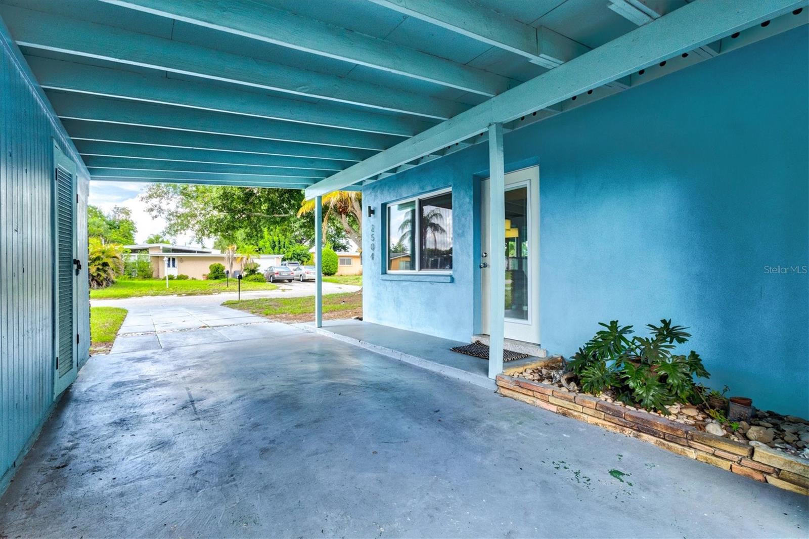 2504 N RADCLIFFE PL, BRADENTON, FL, 34207