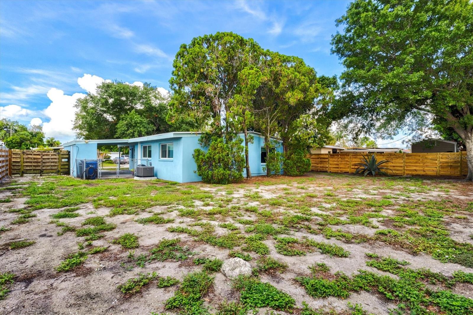 2504 N RADCLIFFE PL, BRADENTON, FL, 34207