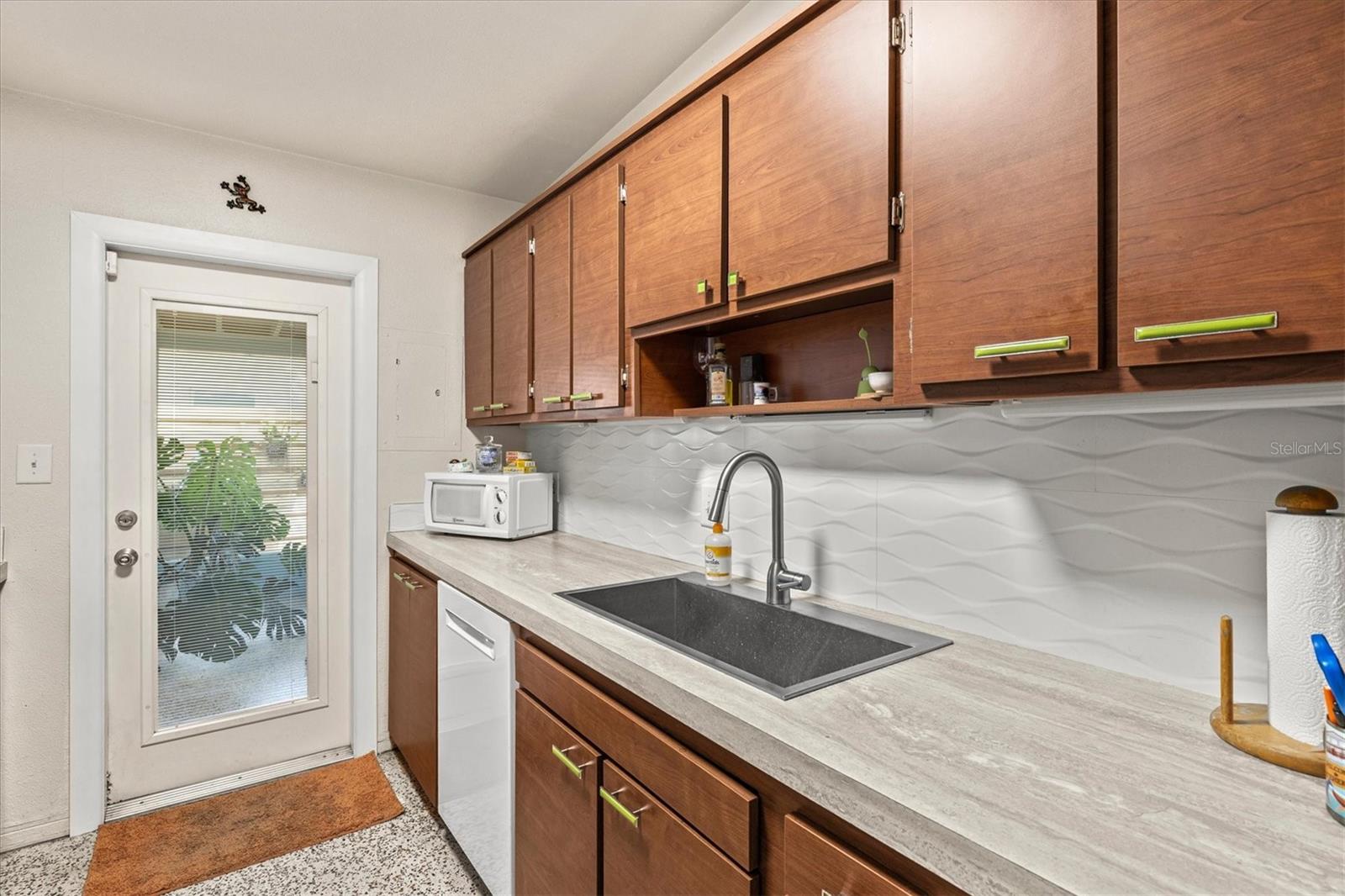 2504 N RADCLIFFE PL, BRADENTON, FL, 34207