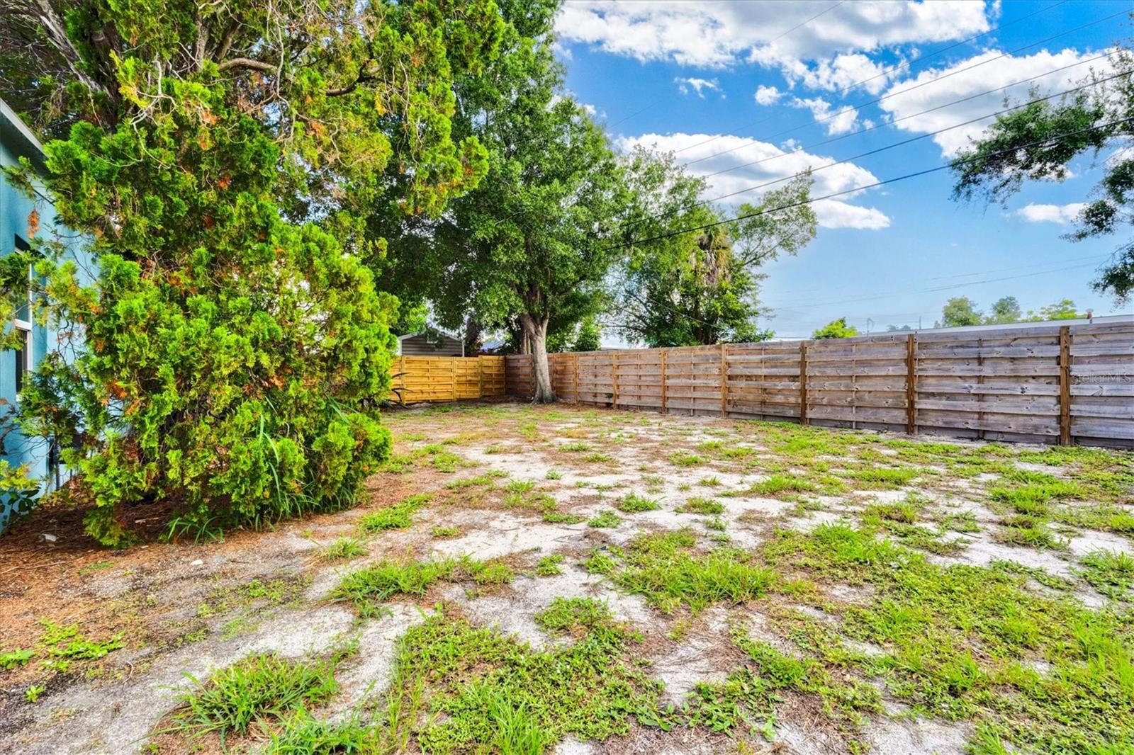 2504 N RADCLIFFE PL, BRADENTON, FL, 34207