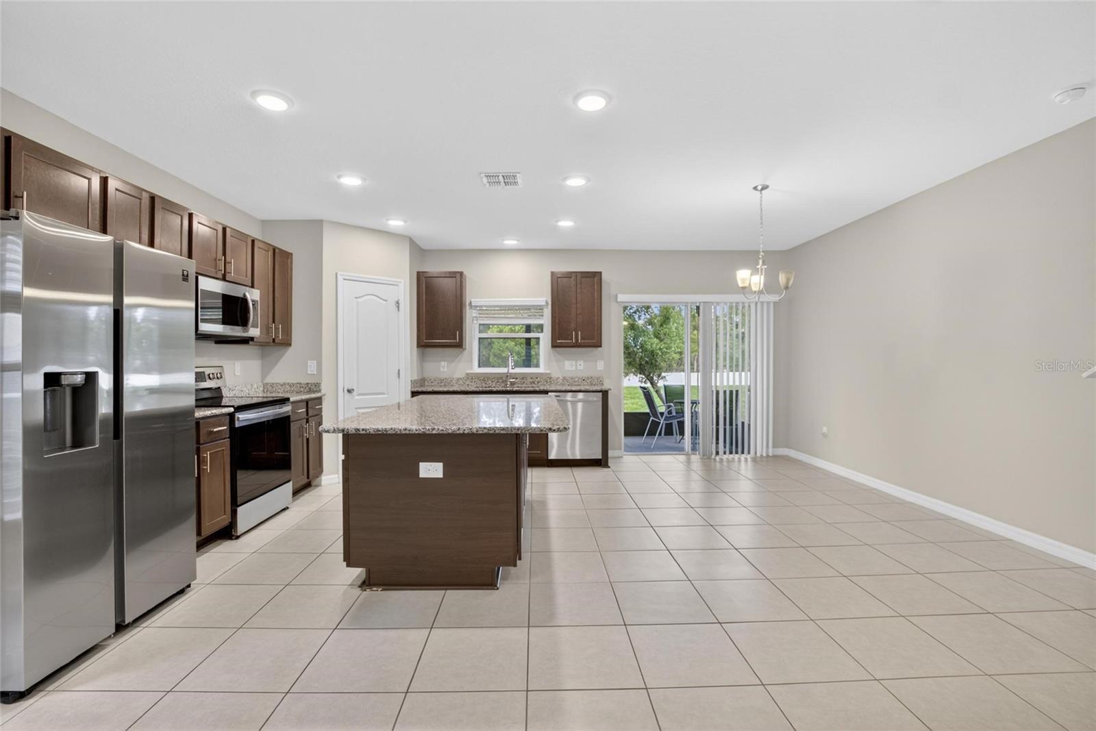 4718 SPATTER DOCK ST, TAMPA, FL, 33610