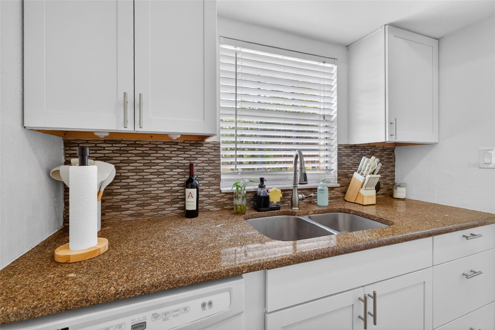 1112 W MAIN ST #E7, LEESBURG, FL, 34748