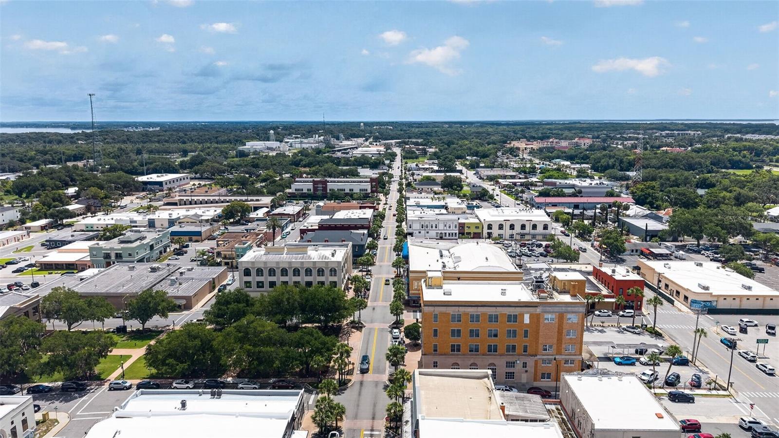 1112 W MAIN ST #E7, LEESBURG, FL, 34748