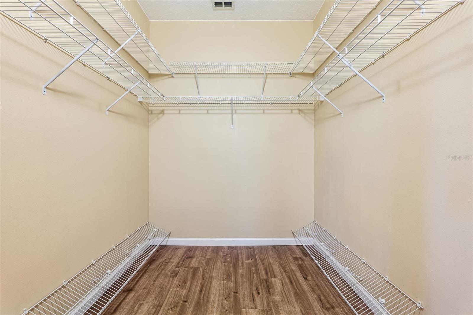 203 HERON POINT WAY, DELAND, FL, 32724