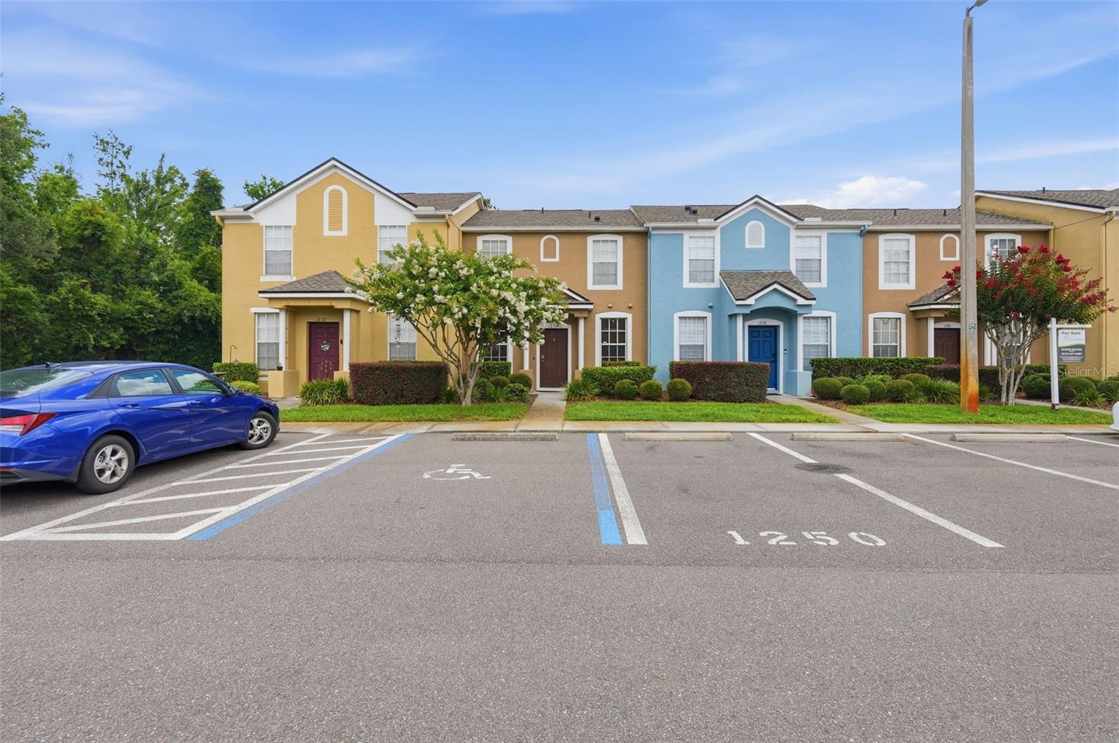 1250 CHARLESWORTH DR, WESLEY CHAPEL, FL, 33543