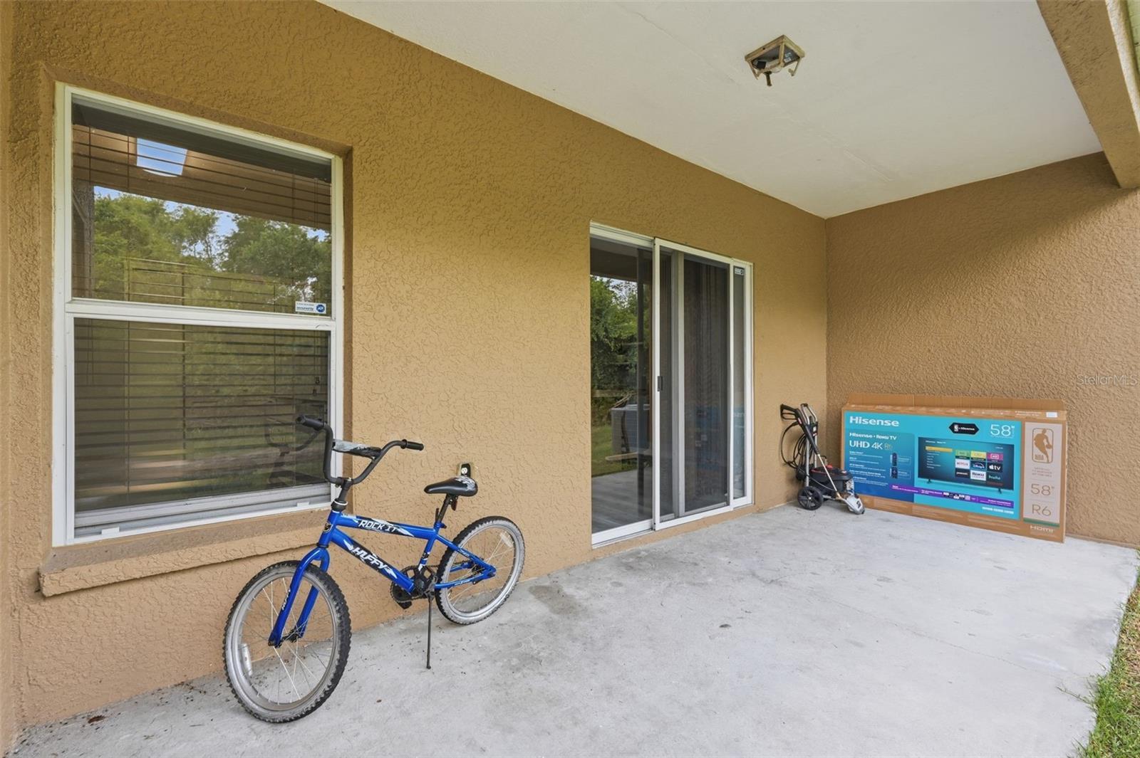 1250 CHARLESWORTH DR, WESLEY CHAPEL, FL, 33543