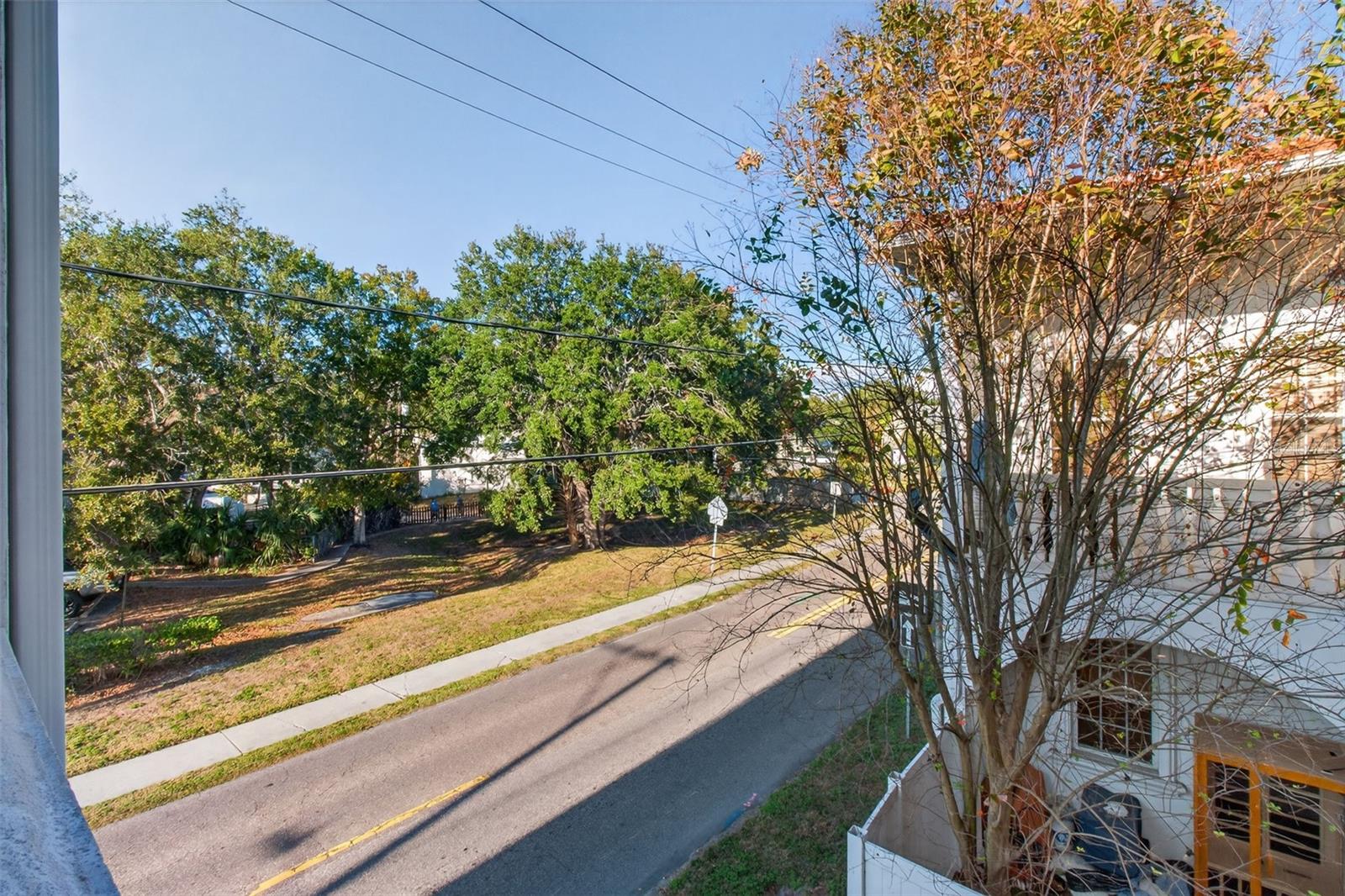 5601 BAYSHORE BLVD #F, TAMPA, FL, 33611