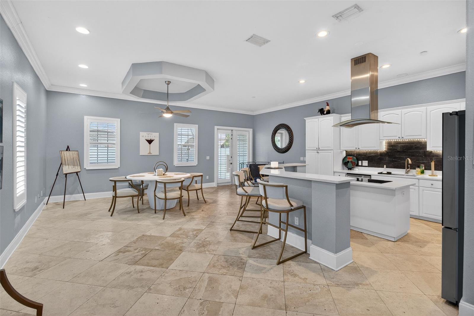 5601 BAYSHORE BLVD #F, TAMPA, FL, 33611