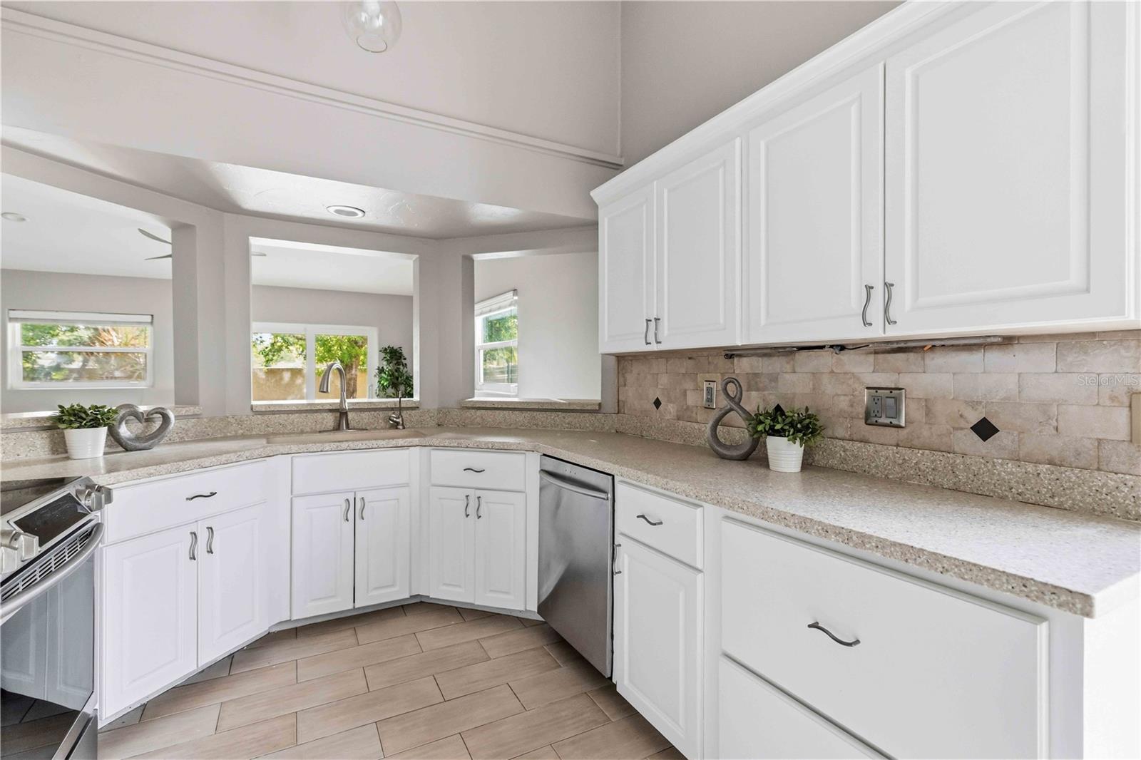 7795 PINE TRACE, SARASOTA, FL, 34243