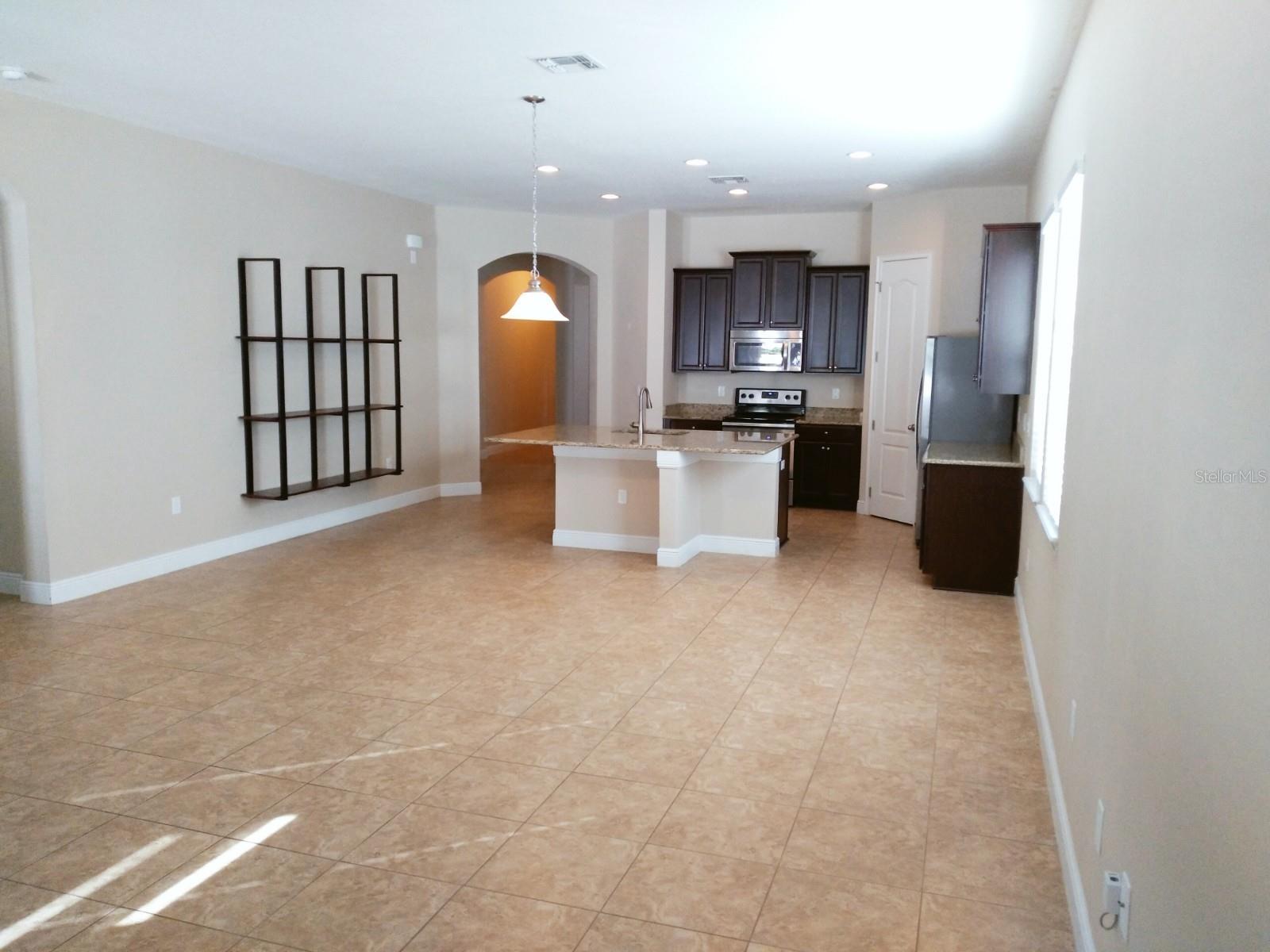11514 QUIET FOREST DR, TAMPA, FL, 33635