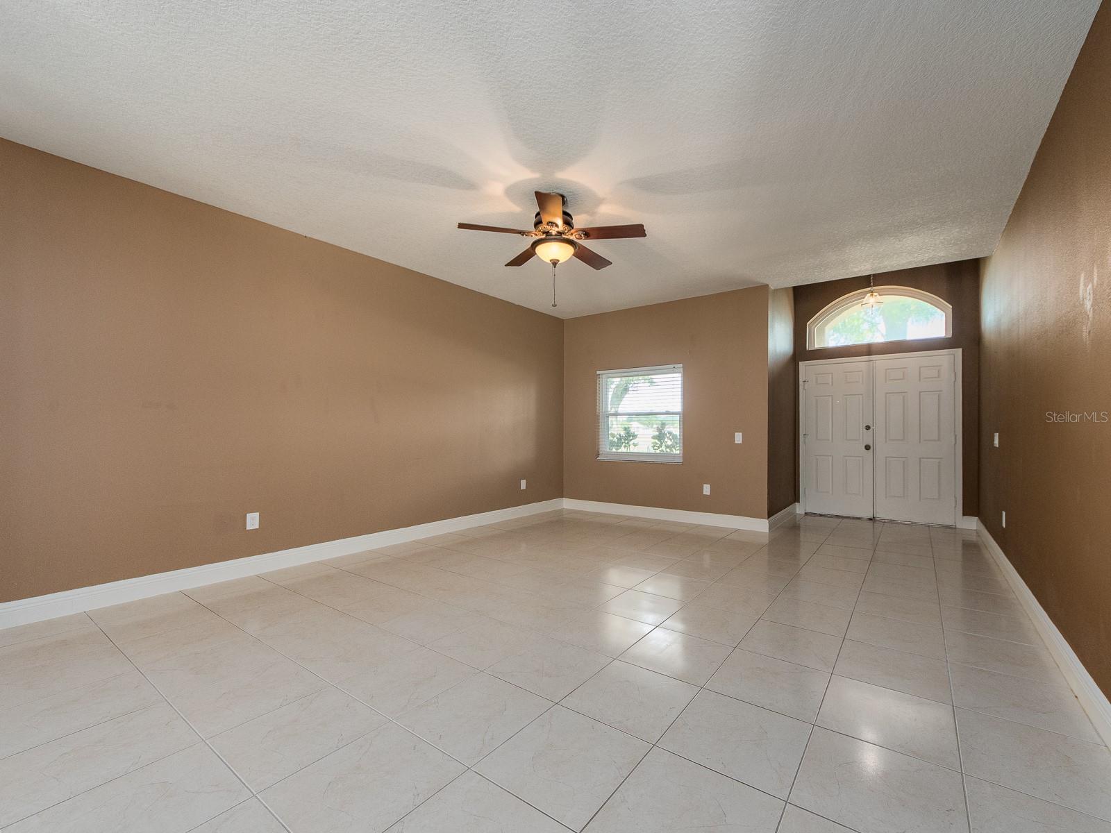 3256 BENTLEY DR, PALM HARBOR, FL, 34684