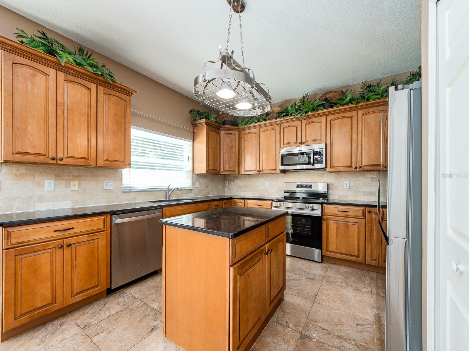 3256 BENTLEY DR, PALM HARBOR, FL, 34684