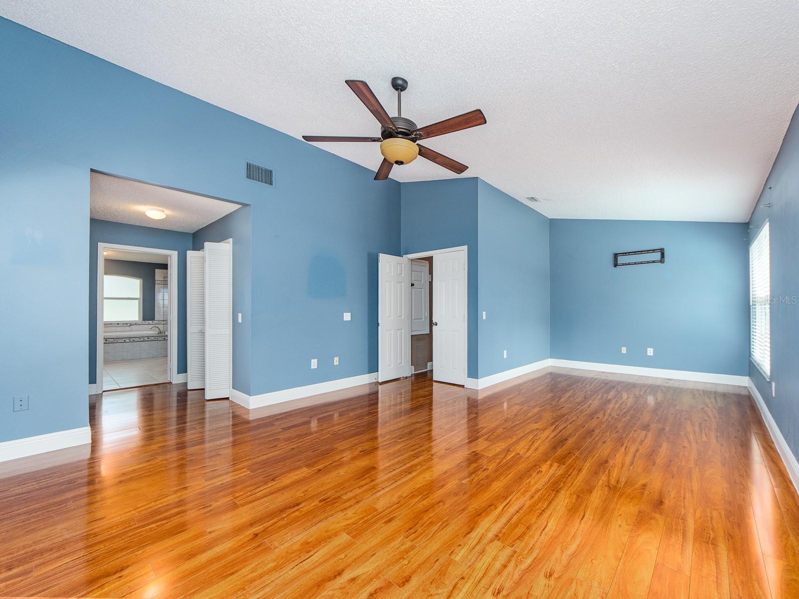 3256 BENTLEY DR, PALM HARBOR, FL, 34684