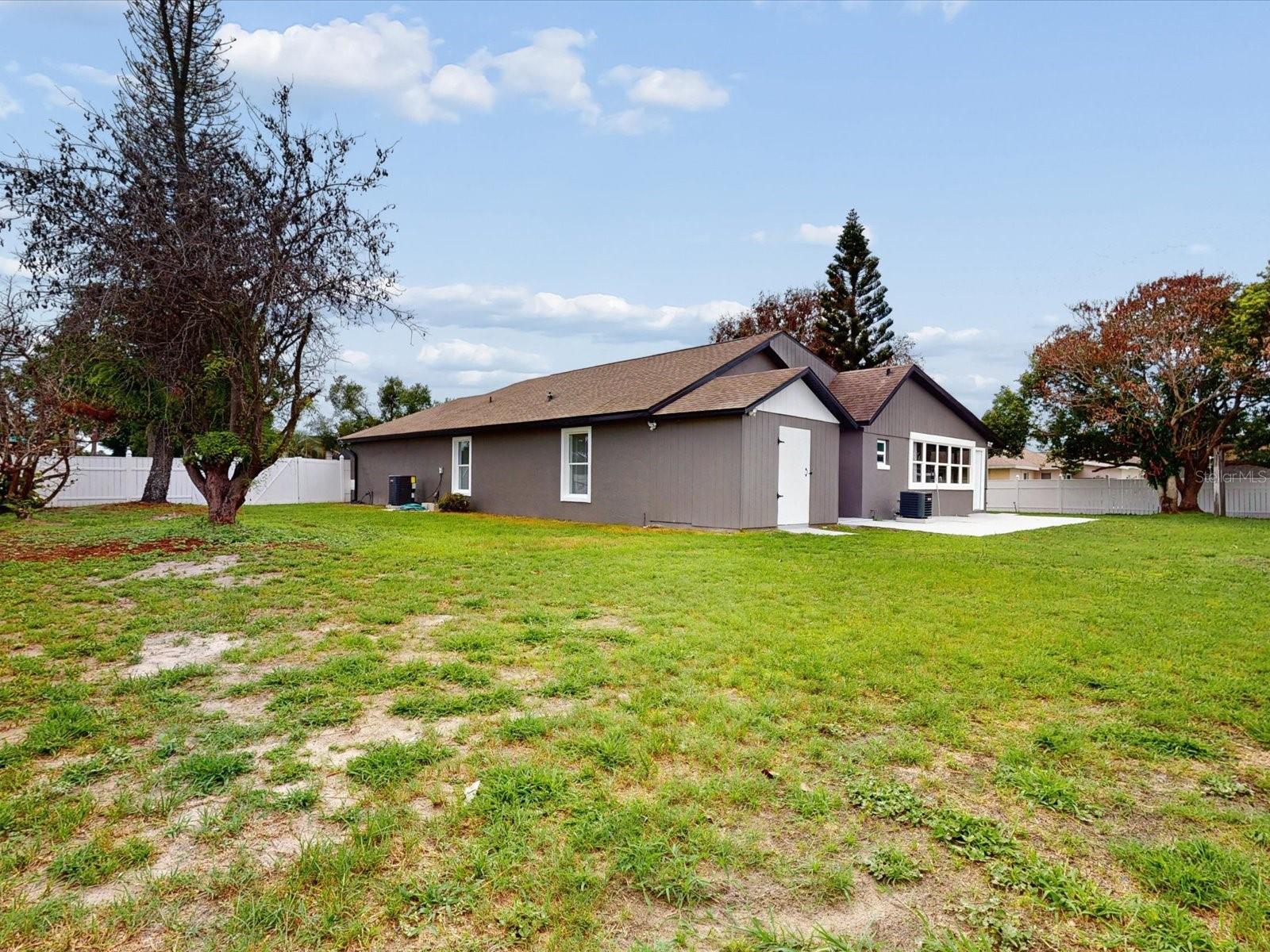 2401 BEL AIR CIR, KISSIMMEE, FL, 34743