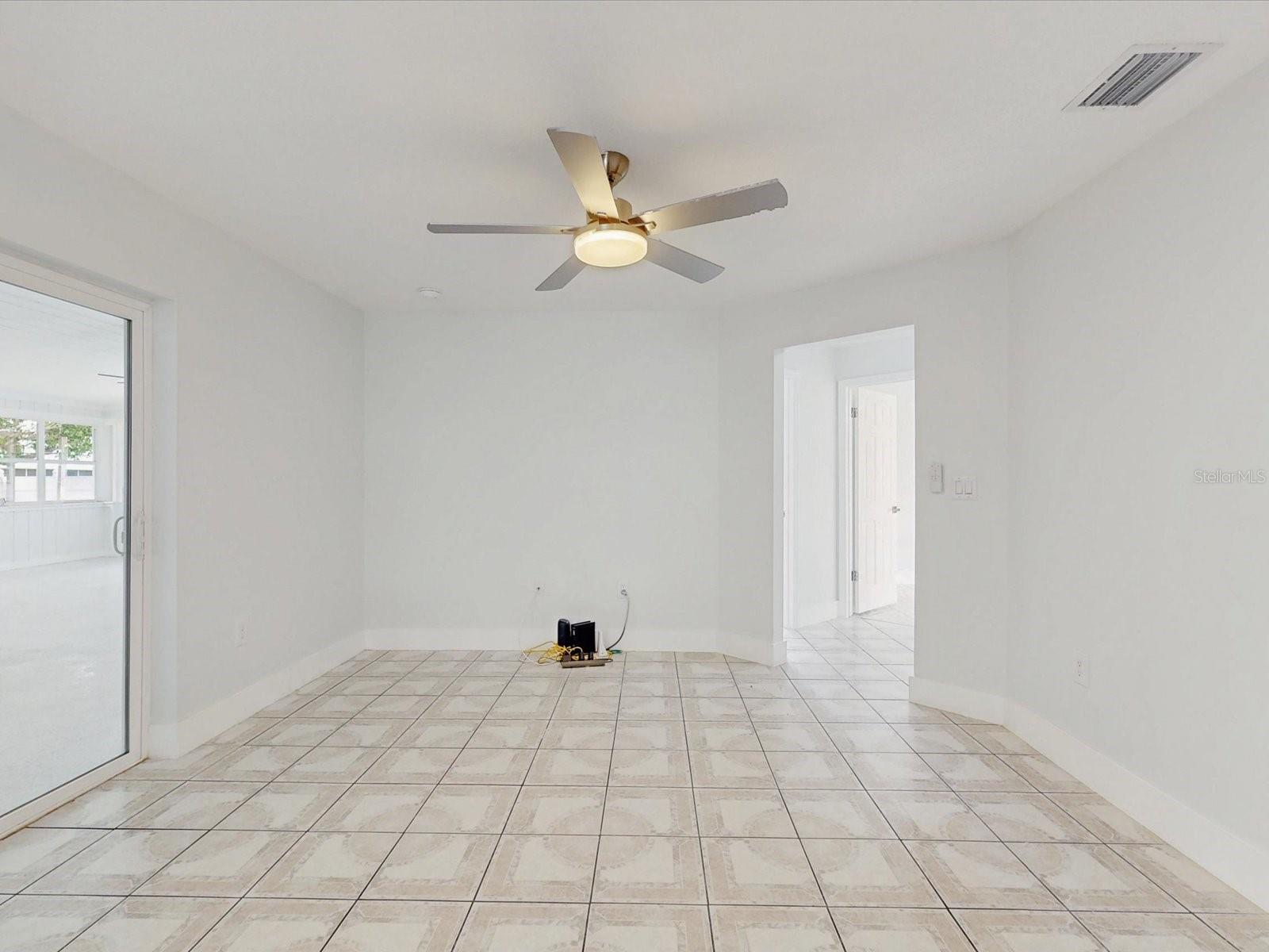 2401 BEL AIR CIR, KISSIMMEE, FL, 34743