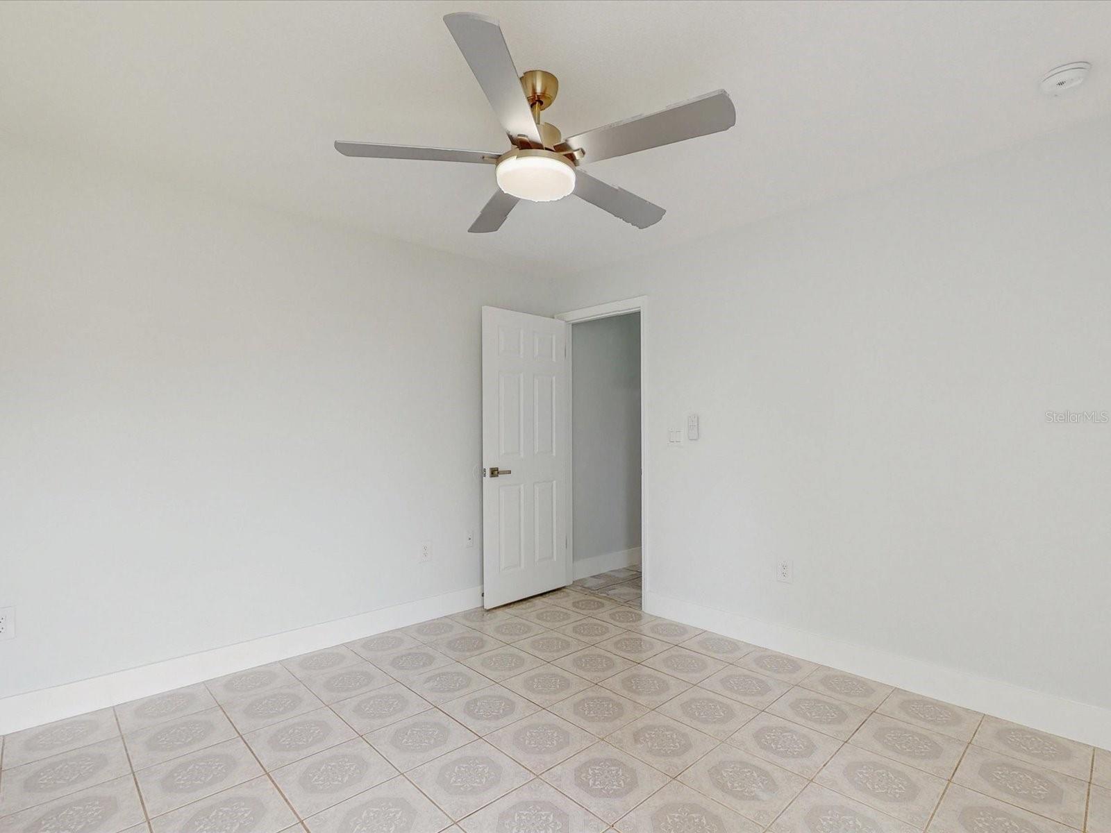 2401 BEL AIR CIR, KISSIMMEE, FL, 34743