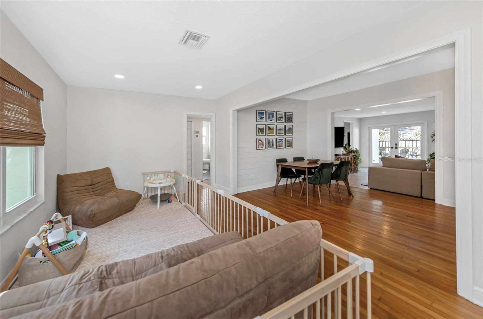 908 W CANDLEWOOD AVE, TAMPA, FL, 33603