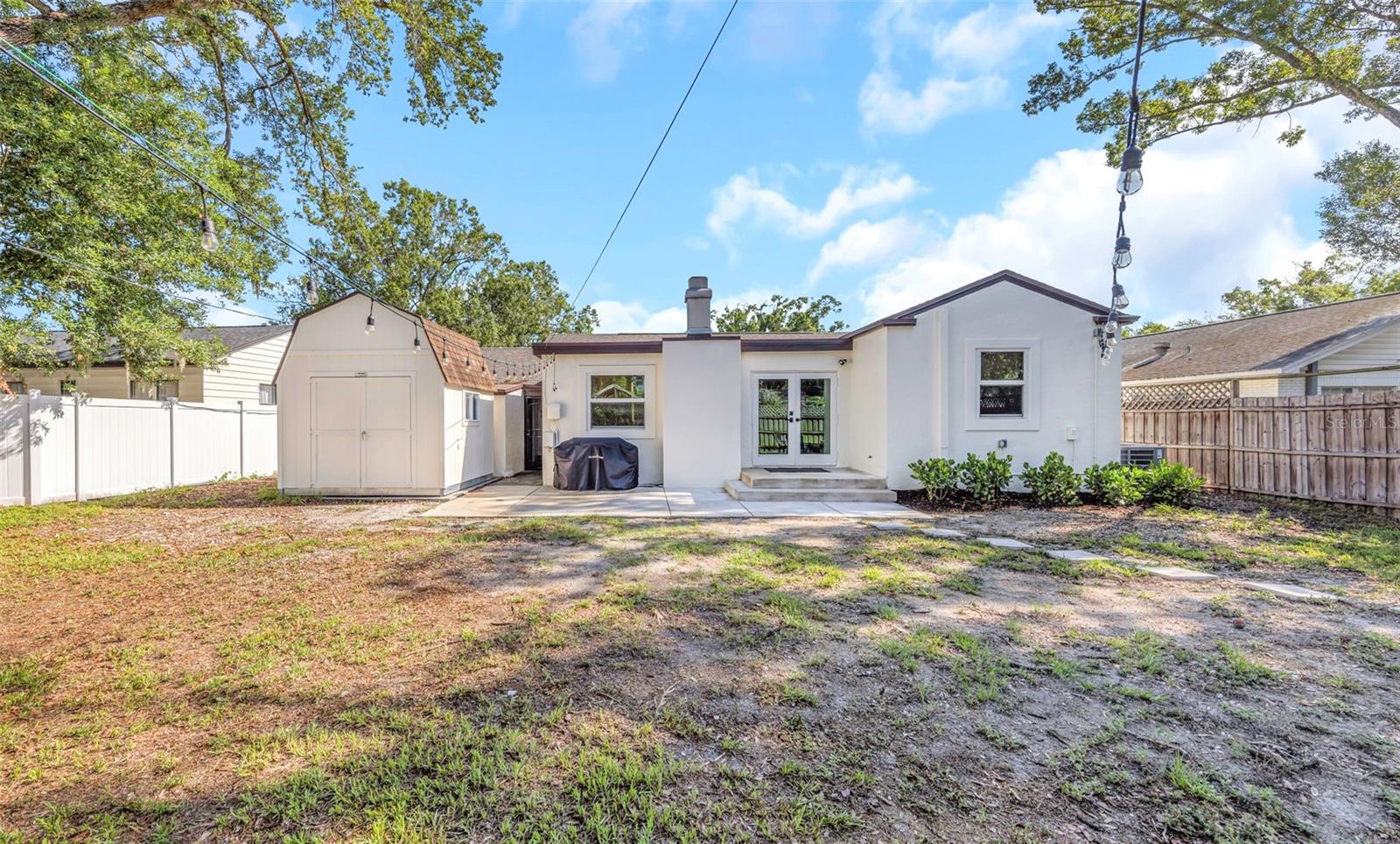 908 W CANDLEWOOD AVE, TAMPA, FL, 33603