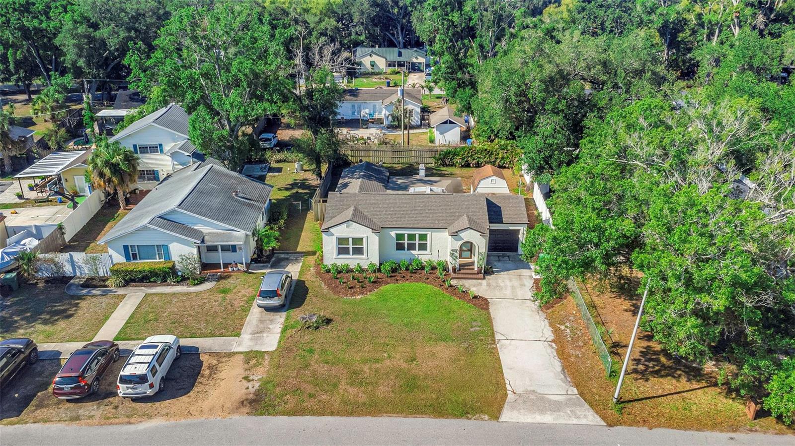 908 W CANDLEWOOD AVE, TAMPA, FL, 33603