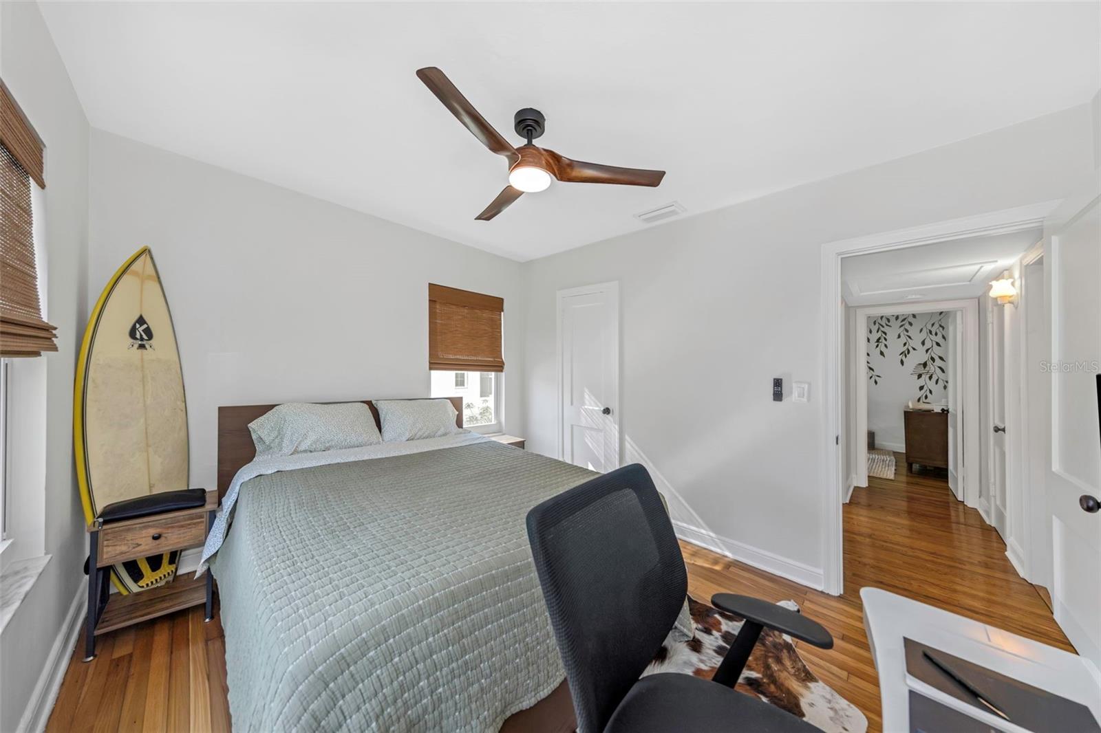 908 W CANDLEWOOD AVE, TAMPA, FL, 33603