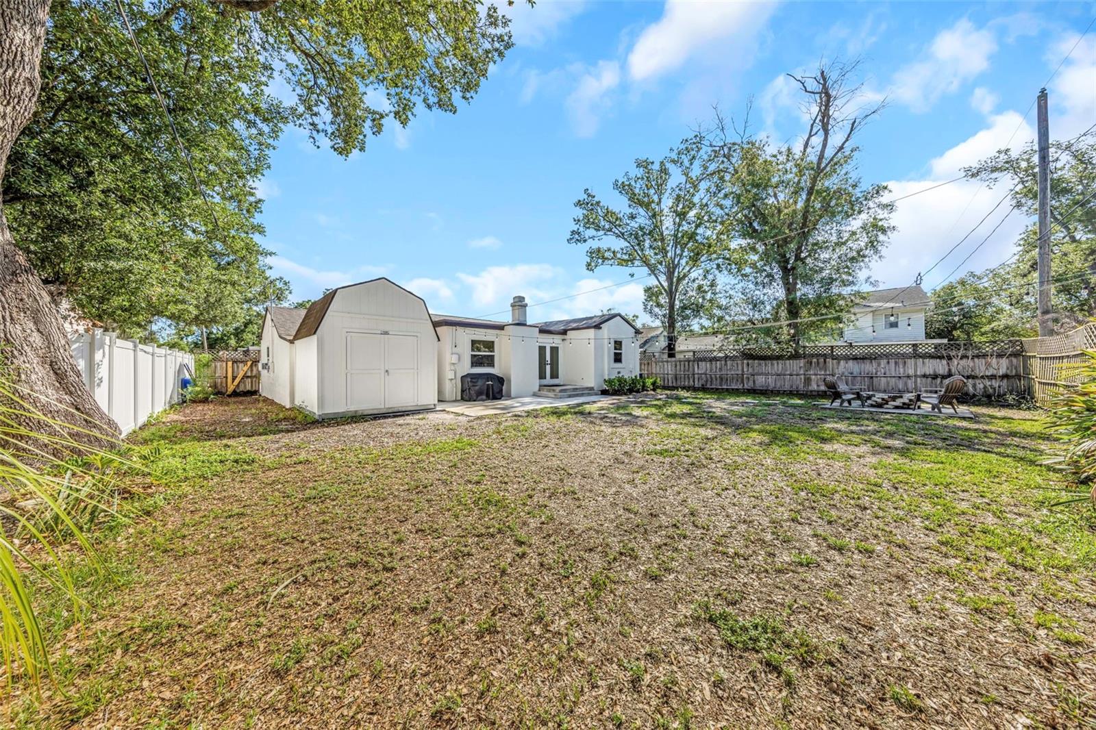 908 W CANDLEWOOD AVE, TAMPA, FL, 33603