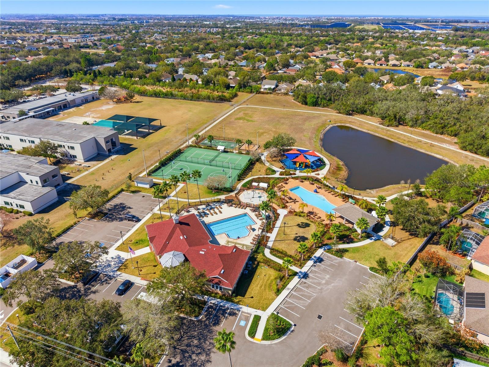 6808 CAMBRIDGE PARK DR, APOLLO BEACH, FL, 33572