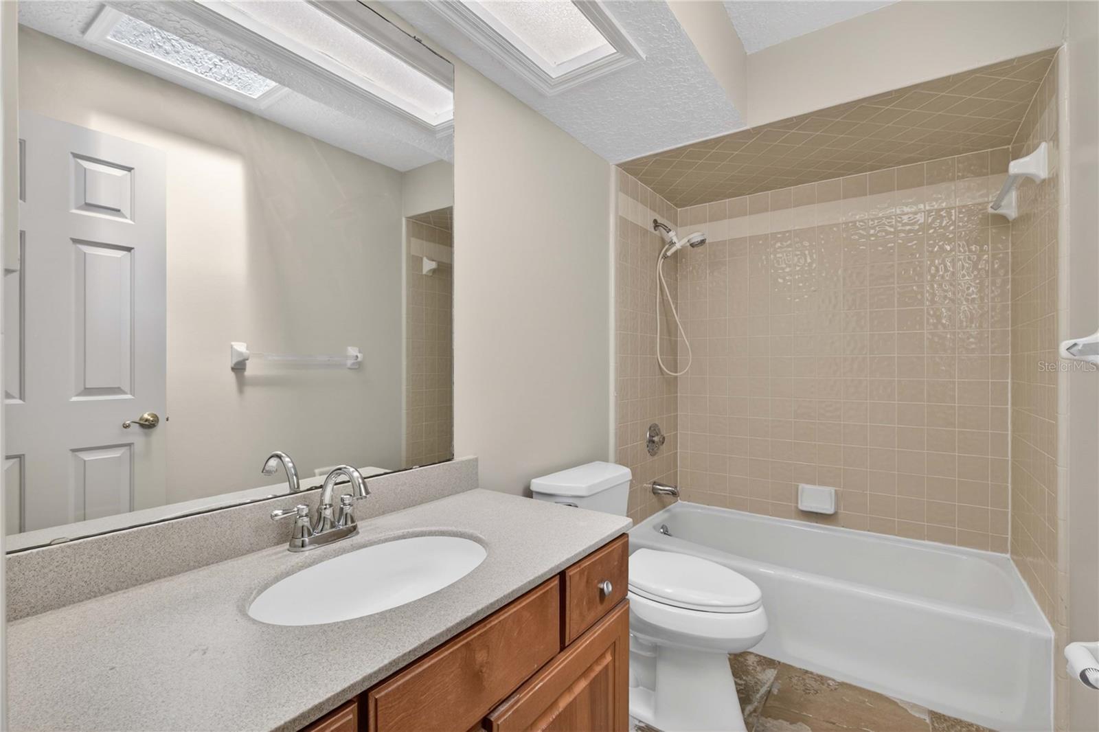 207 PINECREST RD, MOUNT DORA, FL, 32757
