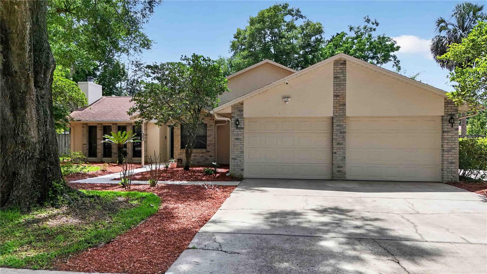 207 PINECREST RD, MOUNT DORA, FL, 32757