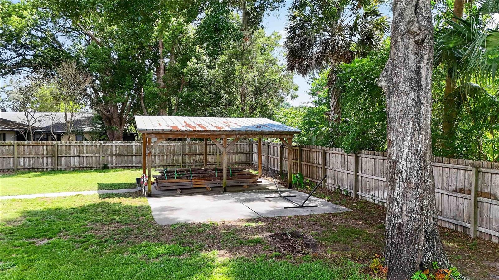 207 PINECREST RD, MOUNT DORA, FL, 32757