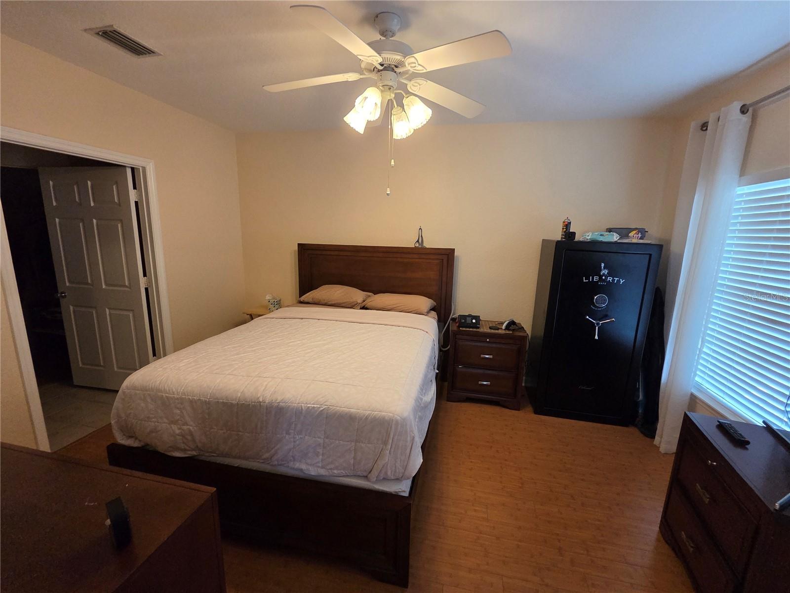 3661 KINGS RD #102, PALM HARBOR, FL, 34685