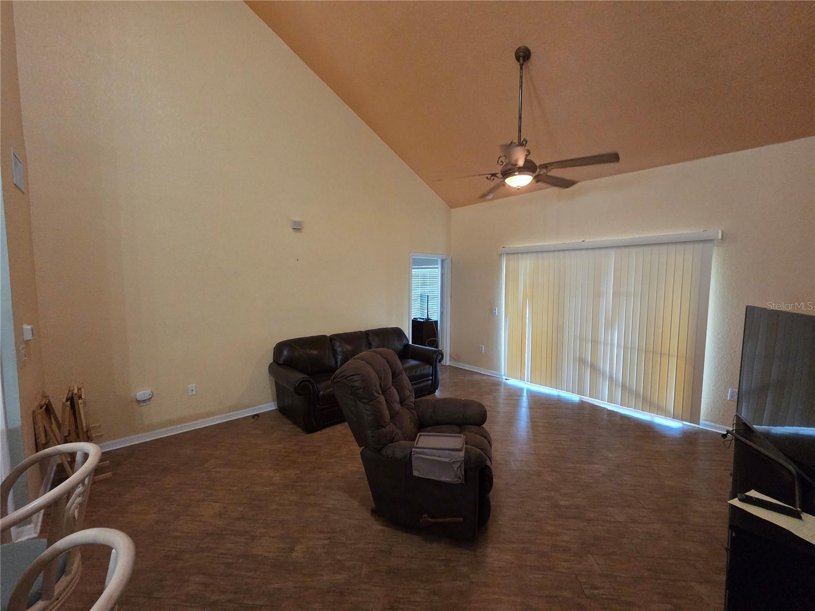 3661 KINGS RD #102, PALM HARBOR, FL, 34685