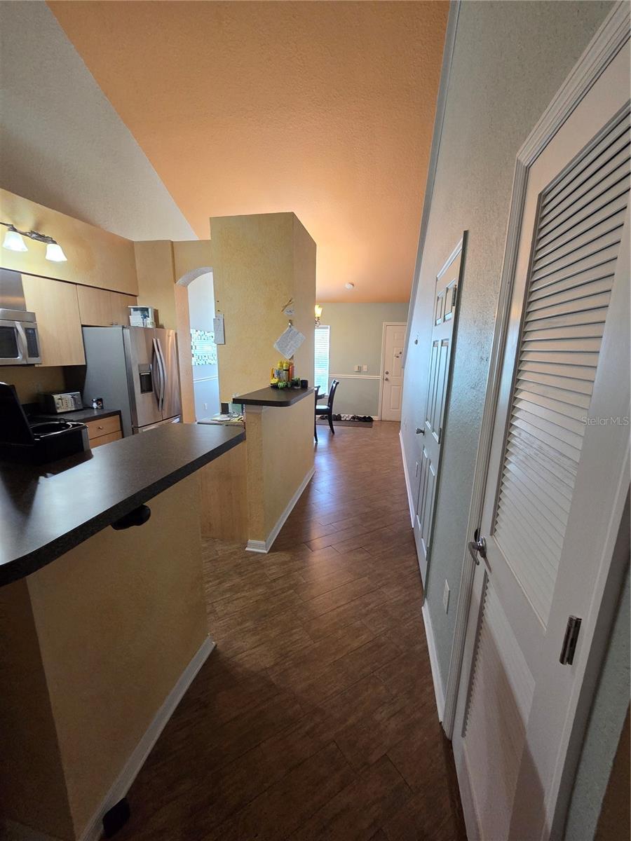 3661 KINGS RD #102, PALM HARBOR, FL, 34685