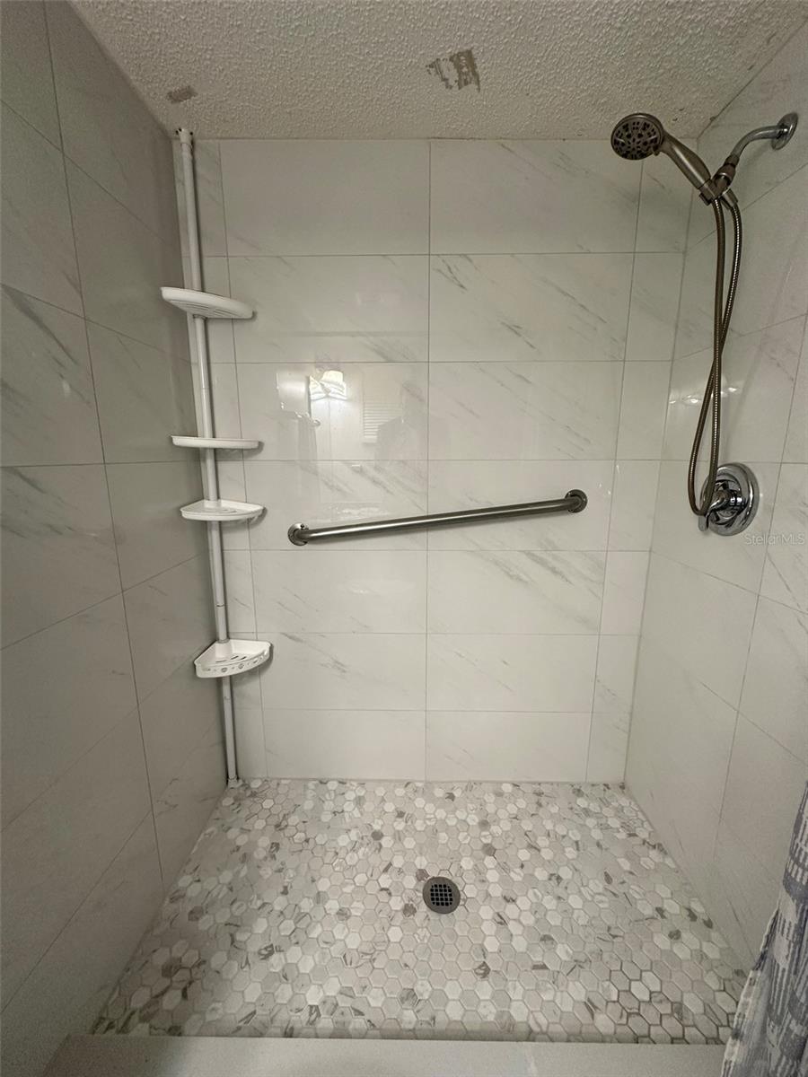 3658 LAKE BAYSHORE DR #320, BRADENTON, FL, 34205