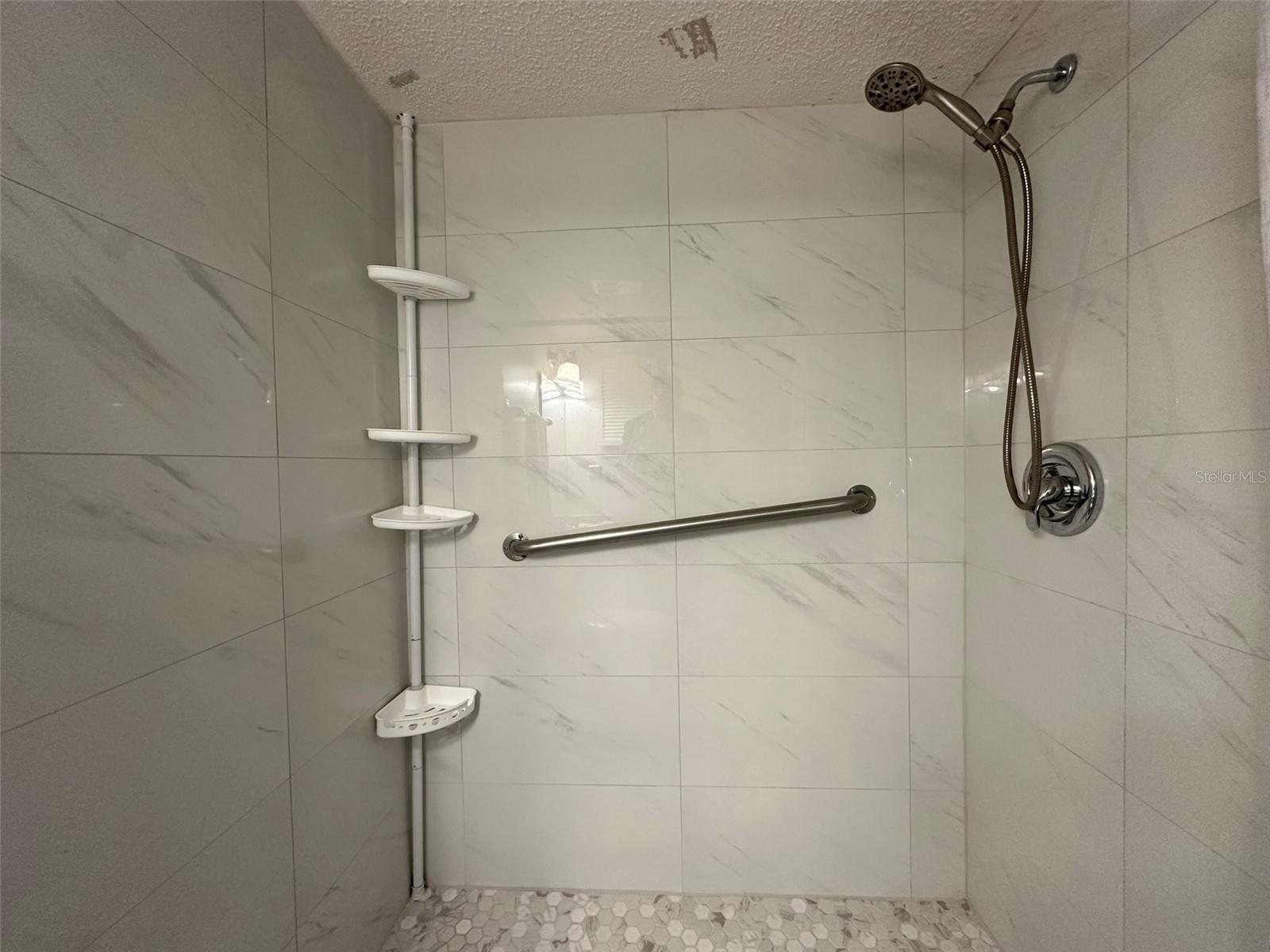 3658 LAKE BAYSHORE DR #320, BRADENTON, FL, 34205