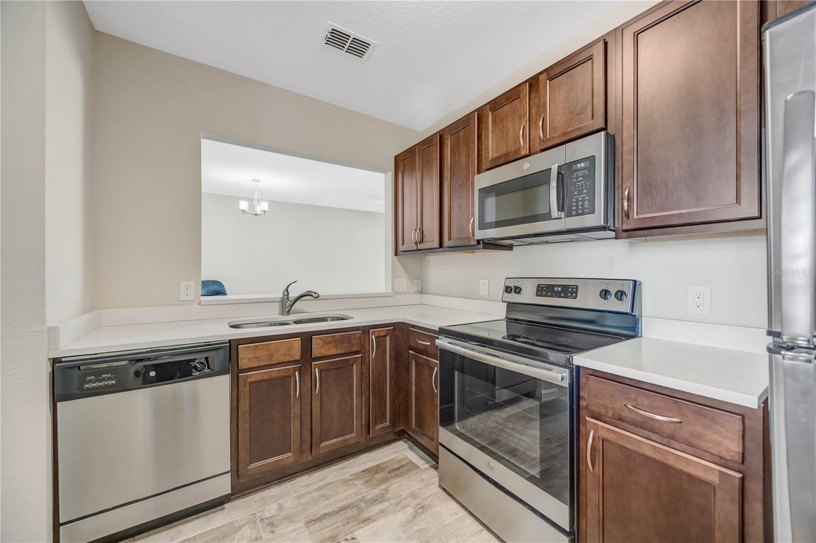 1195 GODAVARI WAY #201, WESLEY CHAPEL, FL, 33543