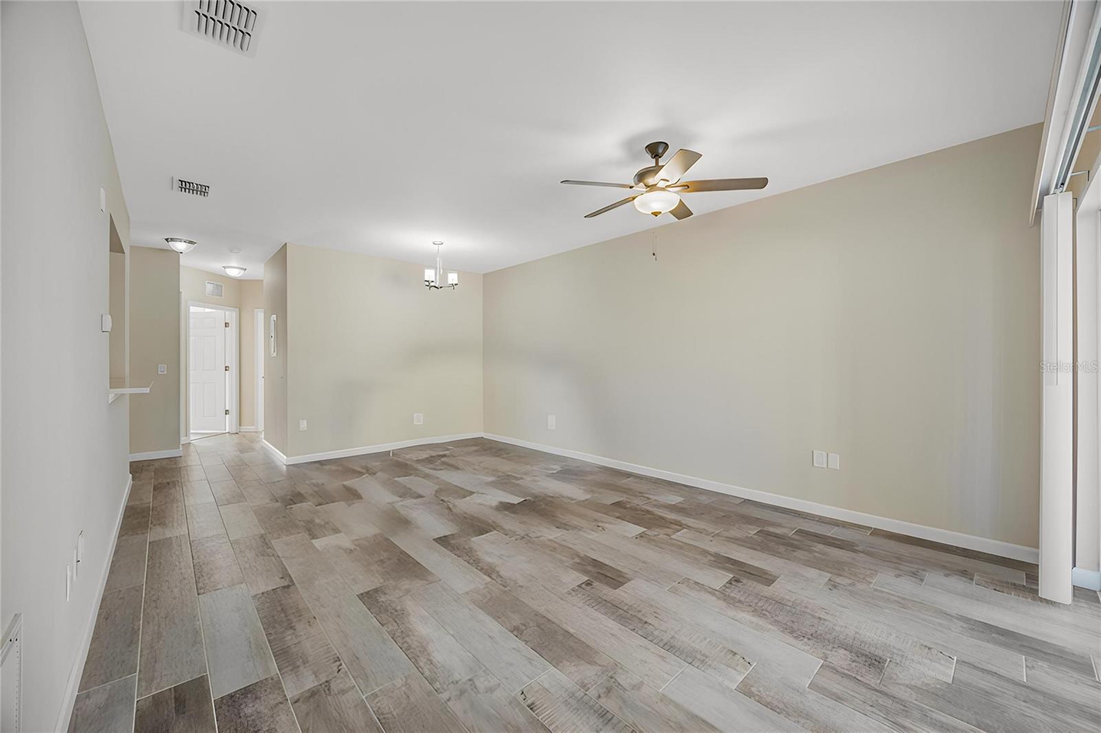 1195 GODAVARI WAY #201, WESLEY CHAPEL, FL, 33543