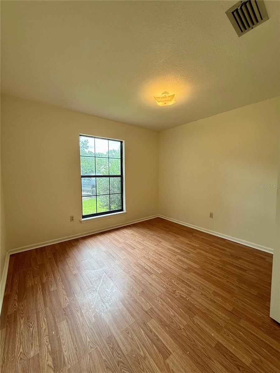 935 VILLAGE DR, BROOKSVILLE, FL, 34601