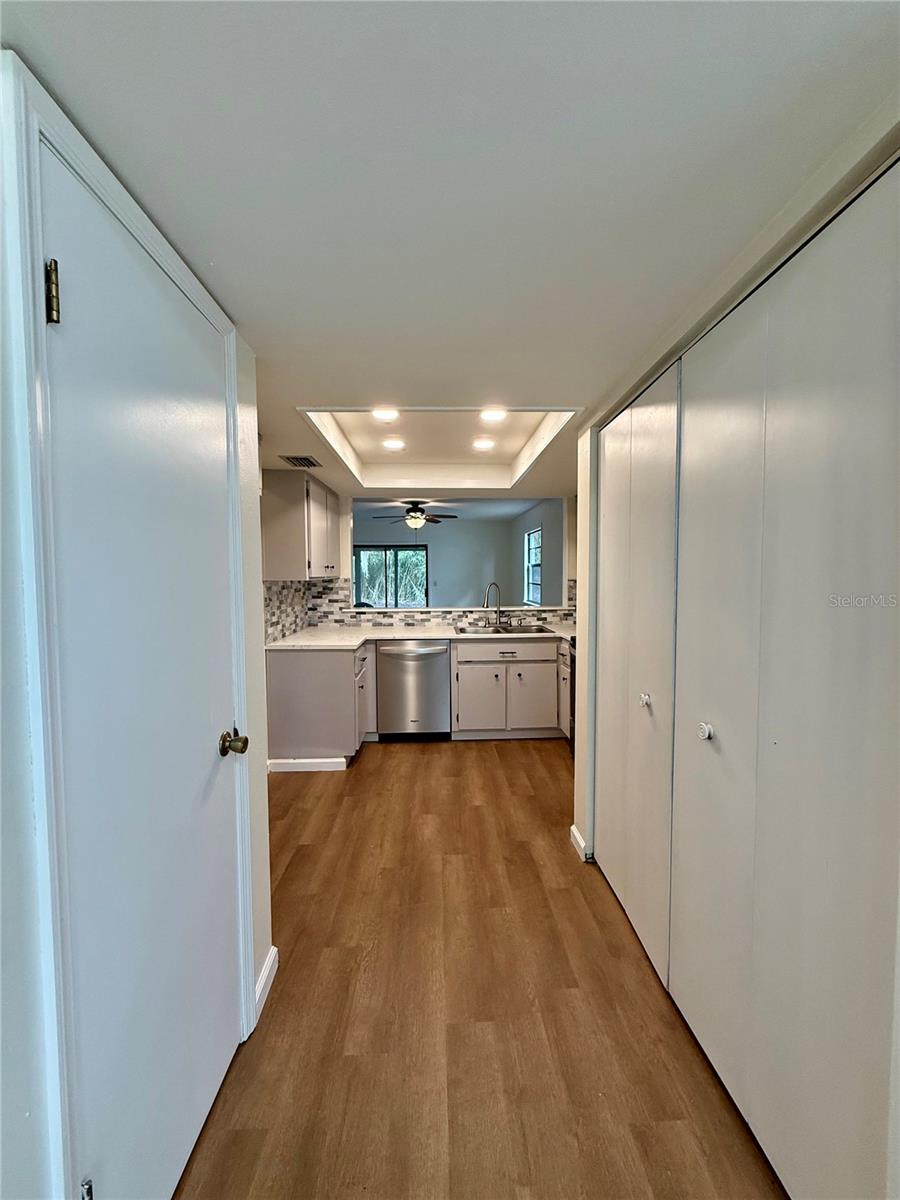 935 VILLAGE DR, BROOKSVILLE, FL, 34601