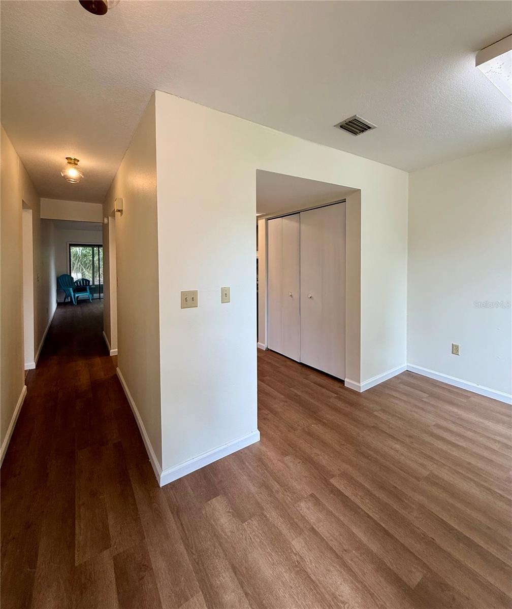 935 VILLAGE DR, BROOKSVILLE, FL, 34601